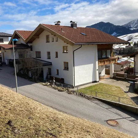 Διαμέρισμα Ferienwohnung Weissbacher *