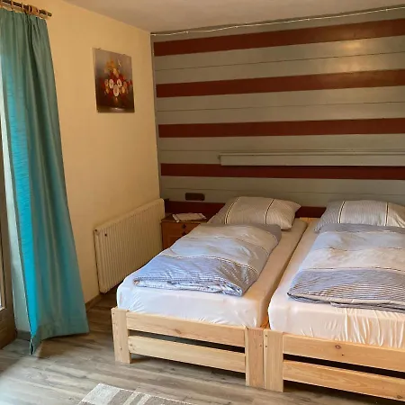 Ferienwohnung Weissbacher Διαμέρισμα *
